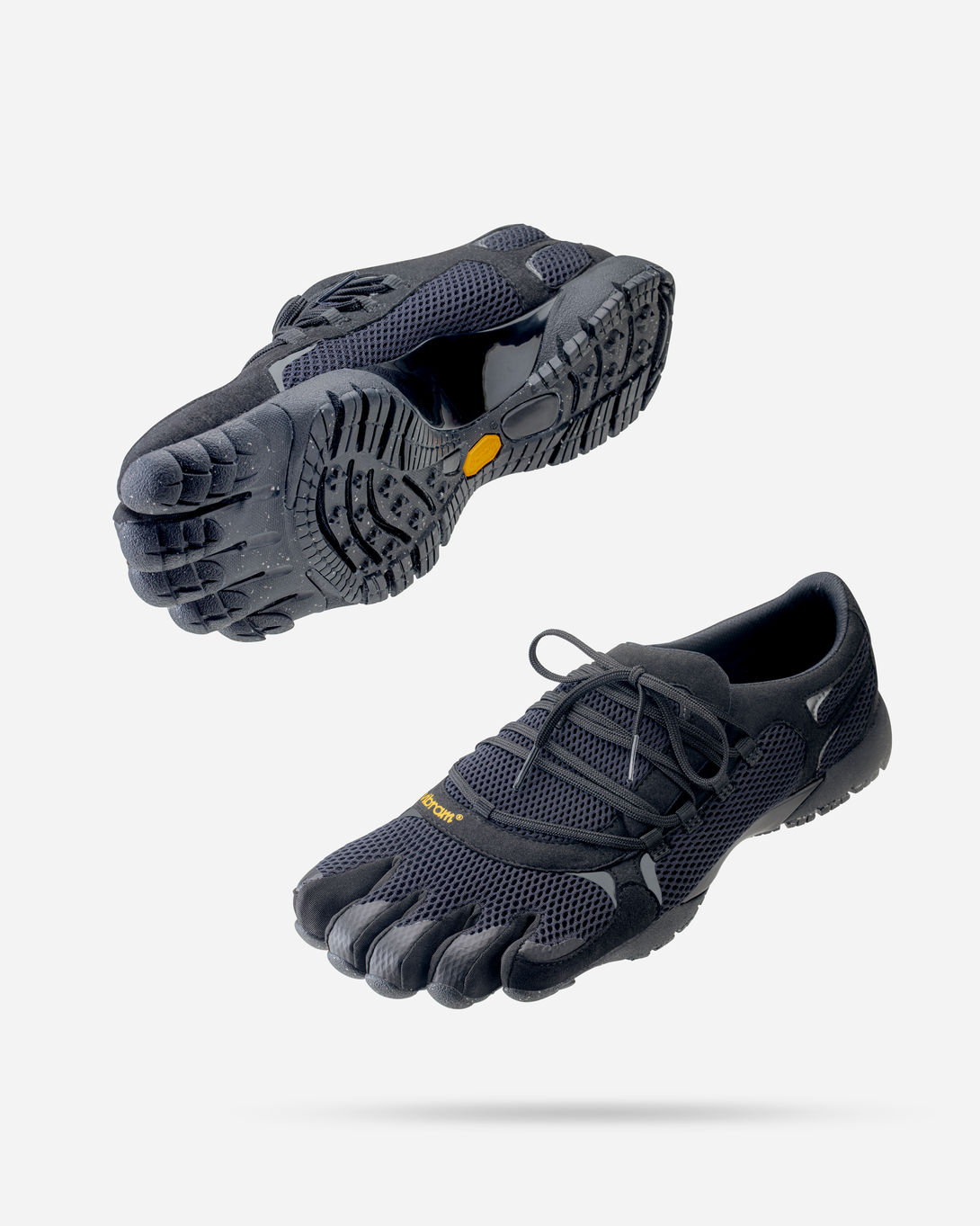 Roadaround Women's Black / Reflective | | Vibram